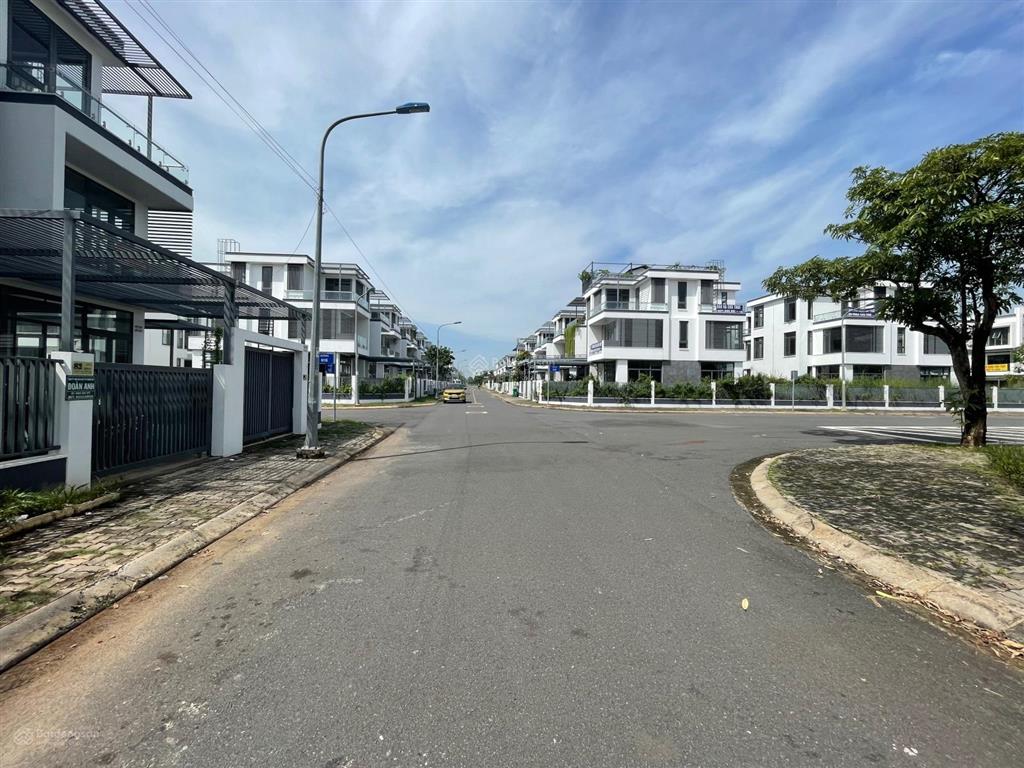 Giá tốt tại kđt đông tăng long cho một song lập 160m² vị trí đẹp, giá chỉ 11,2 tỷ