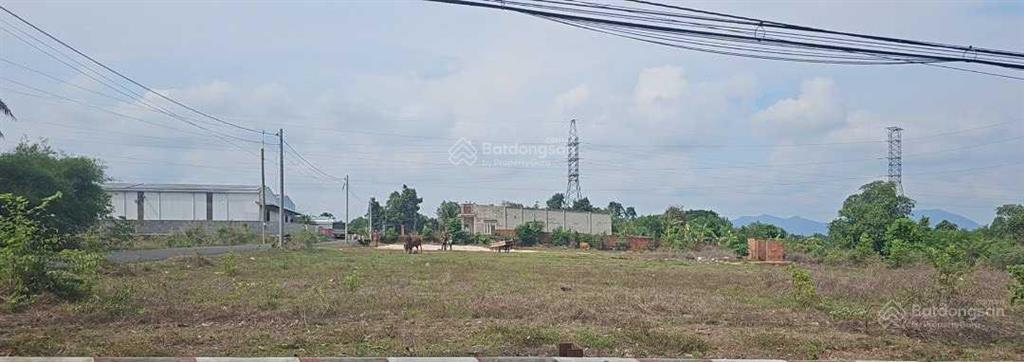 Bán đất 2056,7m2 lô góc mặt tiền lê hồng phong, thị trấn ngãi giao, châu đức