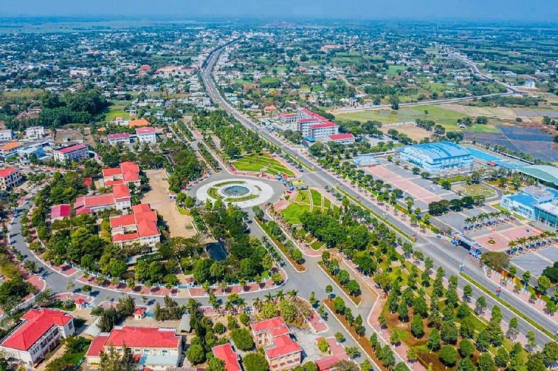 cần bán lô đất biệt thự 1735m2có thổ cư ngay TTHC Đất Đỏ BRVT gần biển Phước Hải