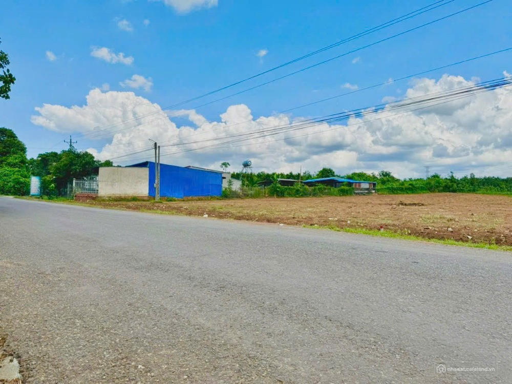 CẦN TIỀN TRẢ NỢ BÁN 1010M2 ĐẤT NGAY QL 14 GẦN KCN LỚN SÁT CHỢ, TR. HỌC GIÁ 170TR
