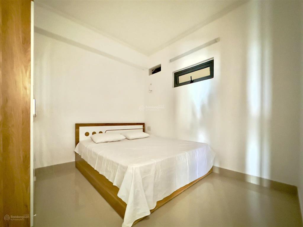 Cần bán căn 56m2 full nội thất view biển 2 tỷ 0901 282 ***