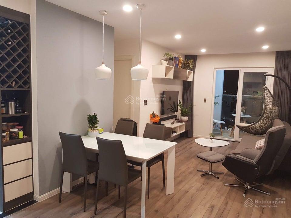 Giỏ hàng có nhiều căn 2 và 3 phòng ngủ bán giá từ 2,75 tỷ đến 2,95 tỷ tùy nội thất. 0902 861 ***