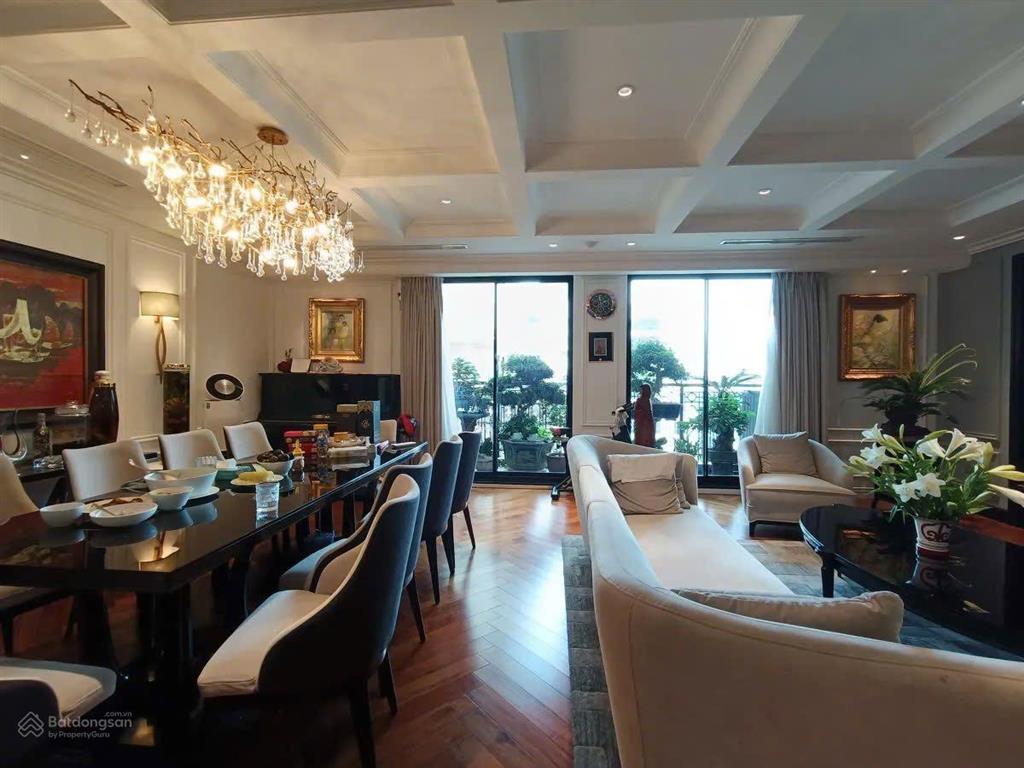 Bán căn góc 4pn, 190m2 tầng đẹp view vinhomes riverside siêu vip, nội thất luxury sang trọng tòa