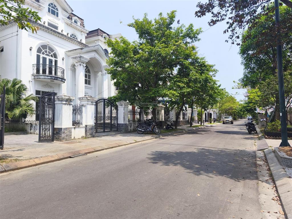 Biệt thự phú mỹ an đã có sổ, 210m², 12,6 tỷ