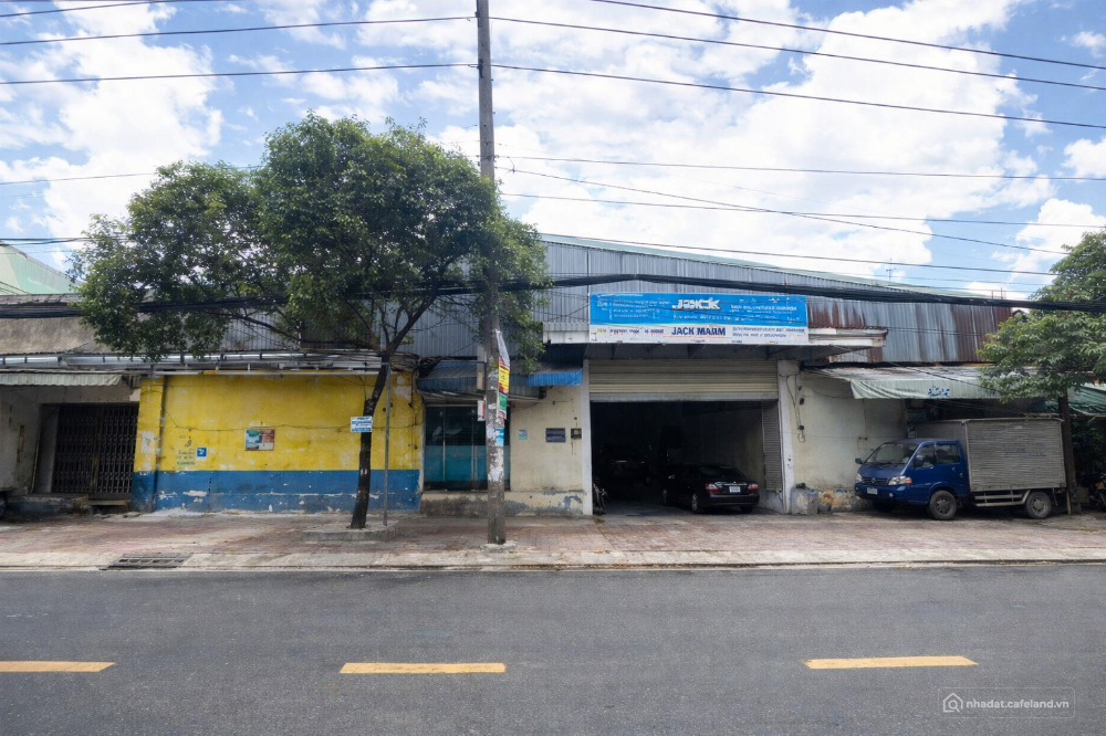 Chuyển nhượng kho xưởng mặt tiền đường Cầu Xéo, phường Tân Quý, quận Tân Phú
