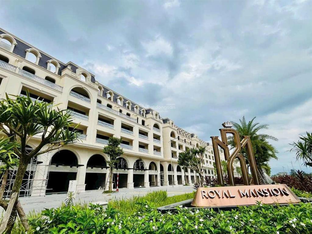 Bán shophouse 6 tầng tại ngã 6.tpbắc giang,nhận nhà cho thuê ngay từ 1525tr/tháng,chỉ ~4 tỷ(30%)