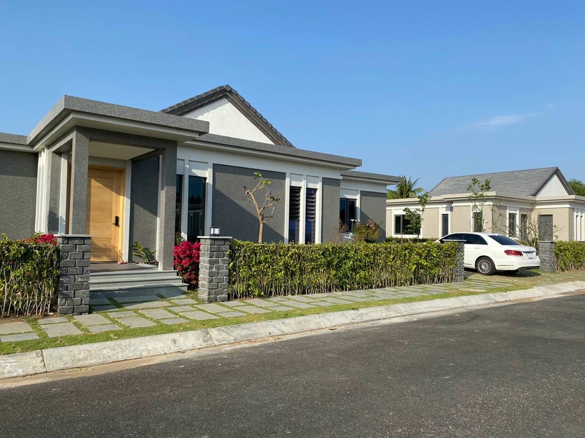 Bán villa đơn lập view hồ Coastar Hồ Tràm 900m2 full nội thất giá 11,8 tỷ