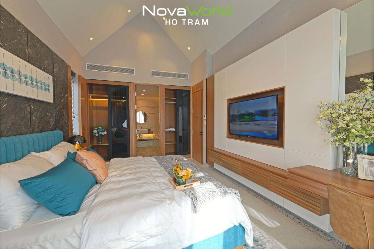 Bán biệt thự đơn lập biển NovaWorld Hồ Tràm 240m2 full giá chỉ 10 tỷ