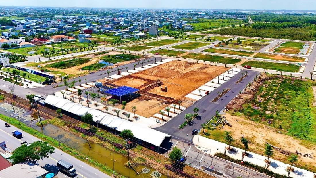 Đất nền E-City Tân Đức 125m2 lô góc 2 mặt tiền, vị trí cực đẹp