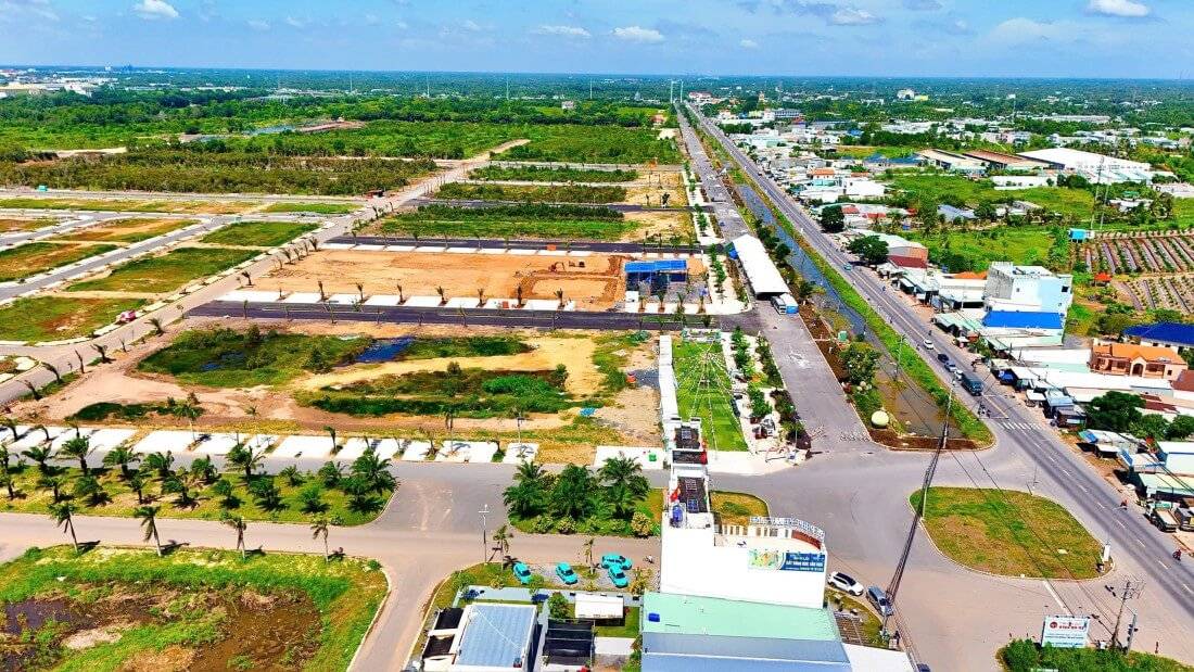Đất nền E-City Tân Đức 150m2 lô góc 2 mặt tiền, vị trí cực đẹp