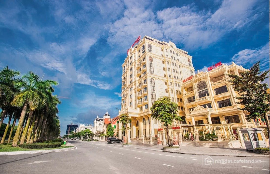 Bán nhà hàng - Khách sạn: Bán khách sạn 4 sao đường đôi rặng dừa Cái Dăm 0931520