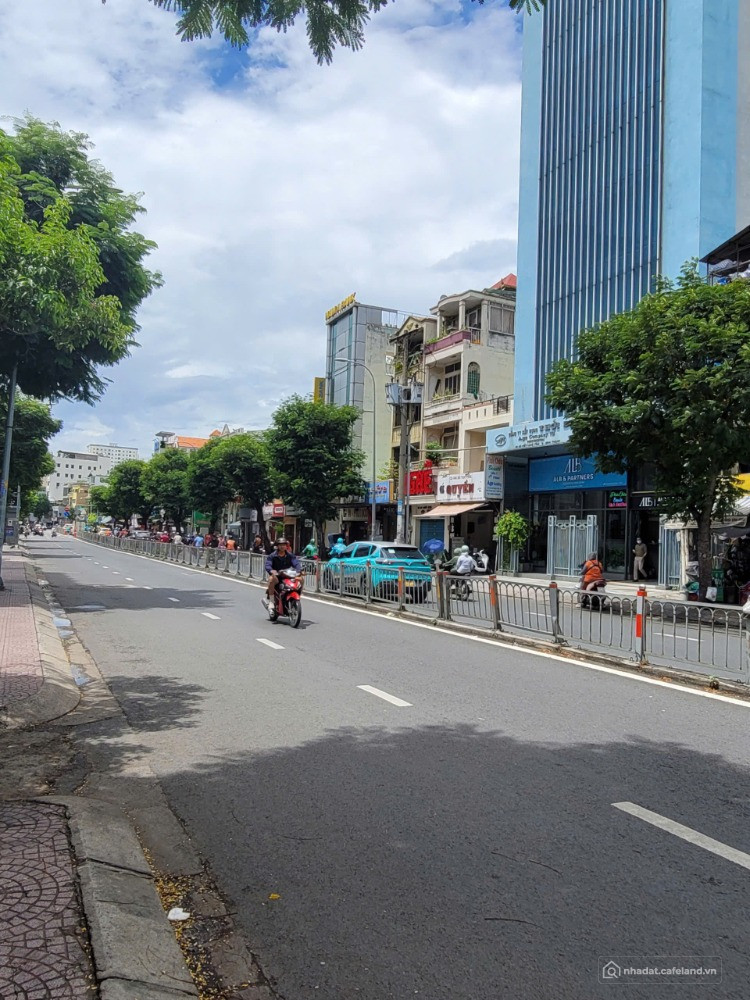 Nhà mặt tiền Bình Thạnh 5,5x16m 88m², dòng tiền 600 triệu/năm, giá 24,5 tỷ