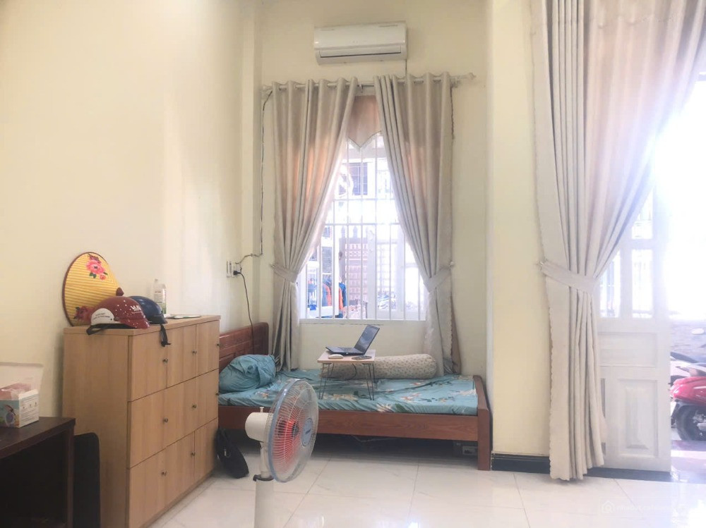 BÁN NHÀ CẤP 4 DT 6m x 20m kề ngã ba chợ đường Nguyễn Văn Tiên phường Tân Triều