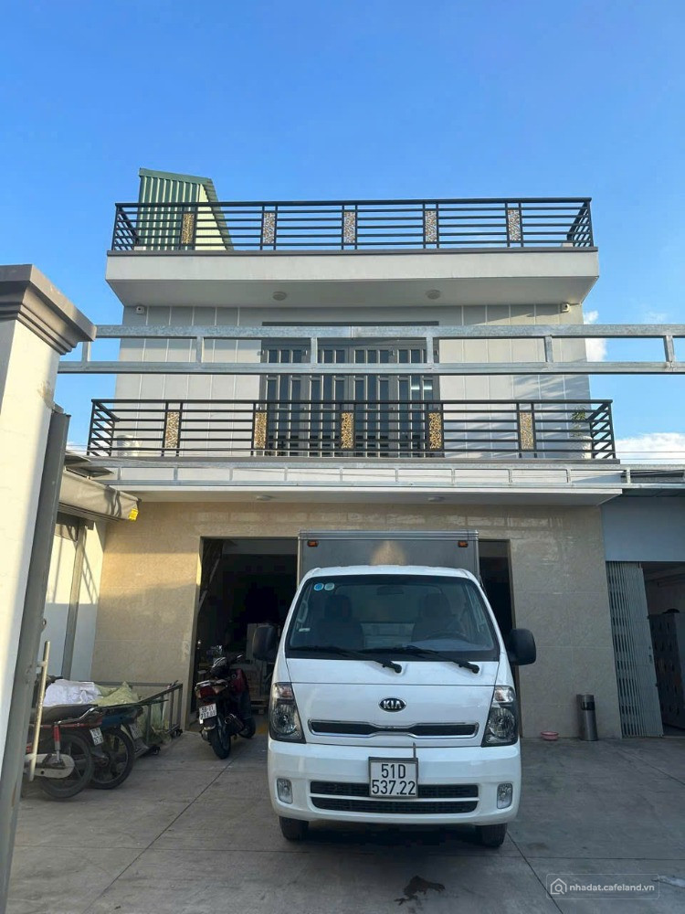 BÁN GẤP NHÀ XƯỞNG 500M2 ĐƯỜNG CONTAINER, SỔ HỒNG RIÊNG VĨNH LỘC B