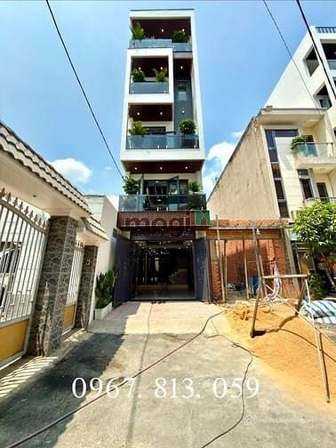 Biệt thự: Nhà có thang máy đường Vườn Lài Nối Dài, DT:4x20M, Lửng, 3 Lầu, 5PN