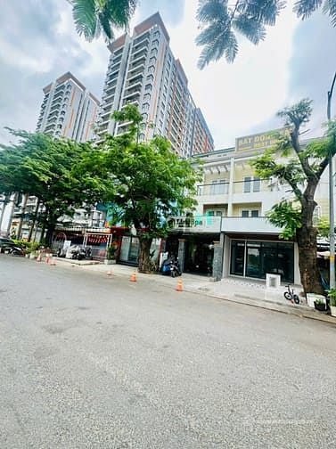 Biệt thự: Nhà Mặt Tiền kinh Doanh Mega Ruby Khang Điền - Dưới Chung Cư Safira