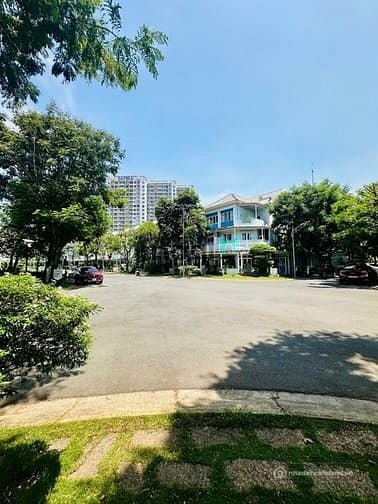 Biệt thự: Nhà Góc Sân Vườn Mega Ruby Khang Điền - Liên Phường Q9 - NT Cơ Bản 4PN