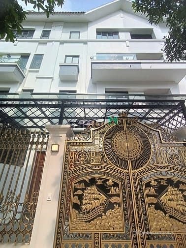 Biệt thự: Cho thuê nhà khu C Geleximco Lê Trọng Tấn. DT 150m2, 4 tầng, thang máy