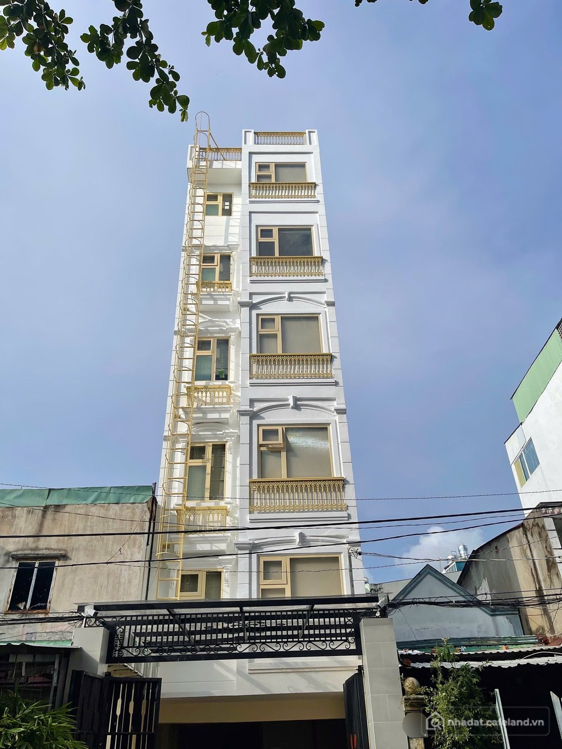 Bán nhà hàng - Khách sạn: KHÁCH SẠN 6 TẦNG 19 PHÒNG PHONG CÁCH HÀN QUỐC - DOANH