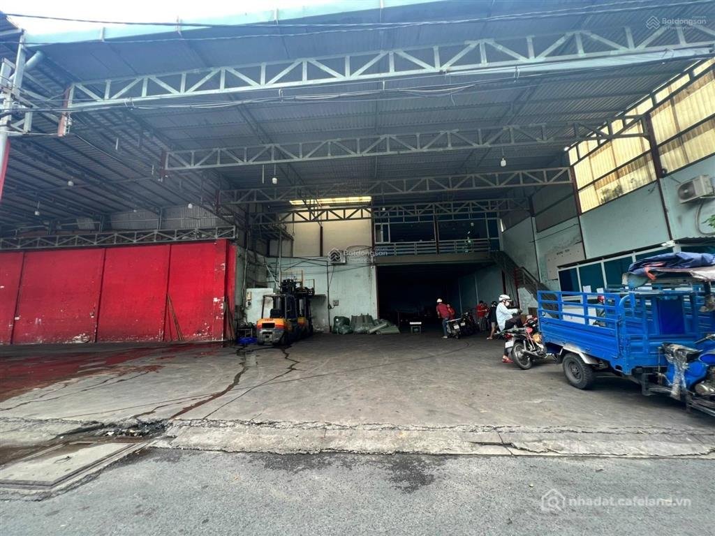 Bán kho, nhà xưởng: Kho xưởng mặt tiền " bình long" 530m2 lô góc lớn tiện xây mớ