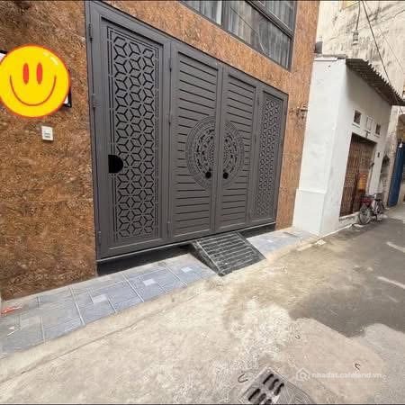 Bán căn hộ Mini, Dịch vụ: 5m ra Oto, CCMN Mỹ Đình sổ 60m2, thang máy, dòng tiền