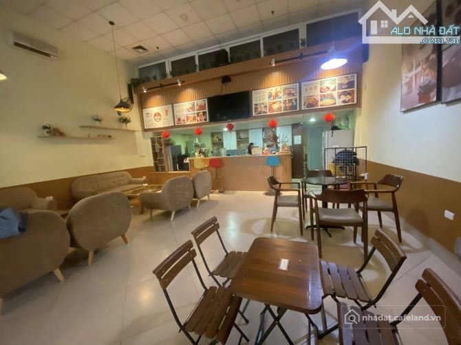Bán căn hộ Mini, Dịch vụ: SHOP, VĂN PHÒNG CHÂN TOÀ C2 XUÂN ĐỈNH – 128M² – VỈA HÈ