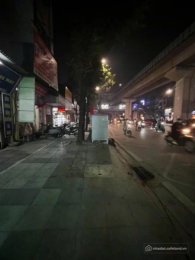 Bán căn hộ Mini, Dịch vụ: Hiếm nhà 5 tầng mặt phố Quang Trung, 30m2, mặt tiền 4.