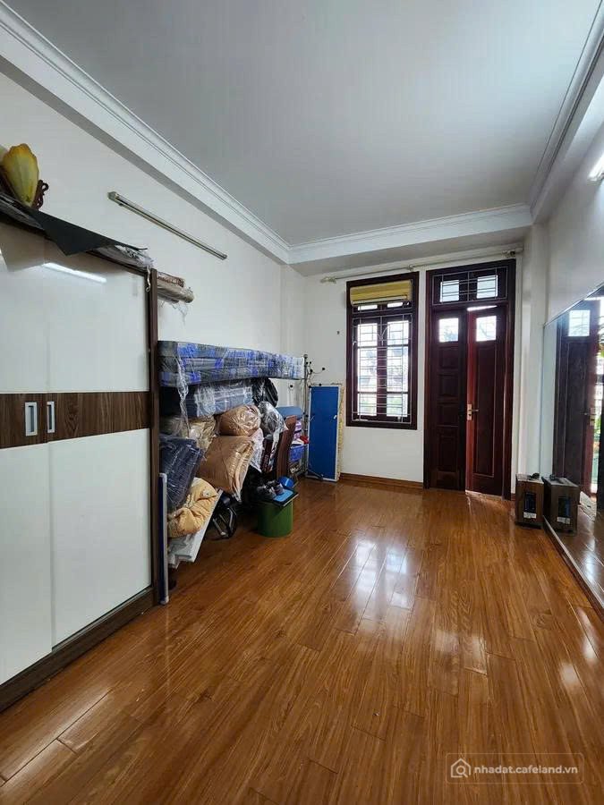 Bán căn hộ Mini, Dịch vụ: Hiếm nhà đẹp 5 tầng mặt phố Hoàng Công, 50m2, mặt tiền
