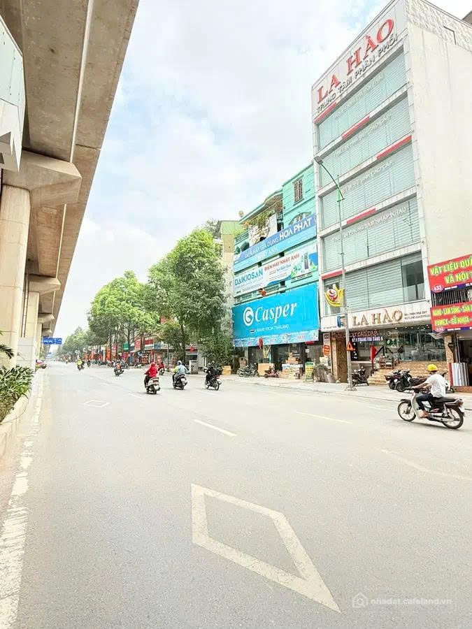 Bán căn hộ Mini, Dịch vụ: Hiếm nhà mặt phố Quang Trung, 57m2, mặt tiền rộng 4.1m