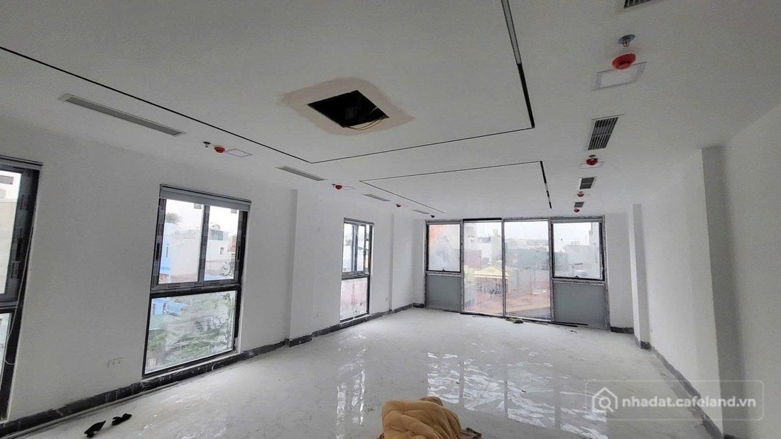 Bán căn hộ Mini, Dịch vụ: Hiếm nhà đẹp 8 tầng mặt phố Hoàng Hoa Thám, 86m2, mặt