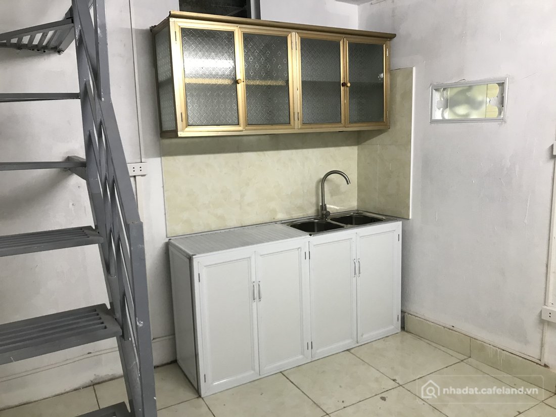Bán kho, nhà xưởng: Bán gấp nhà mặt phố Phan Đình Giót, 165m2, mặt tiền rộng 12.