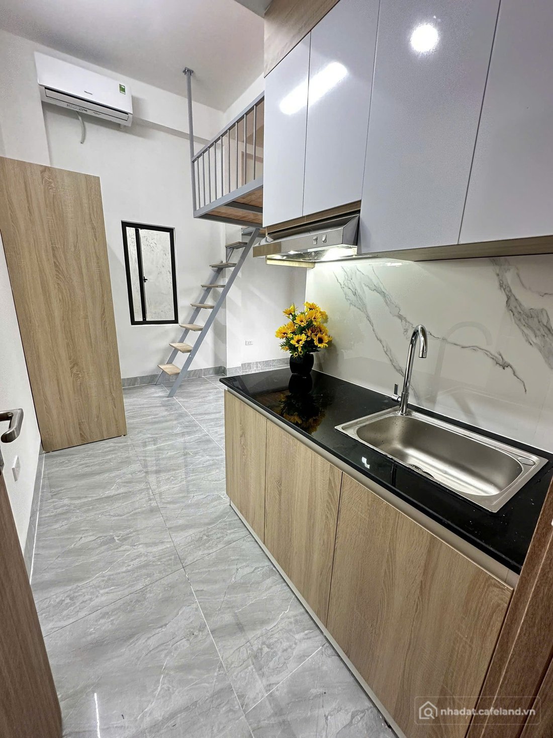 Bán căn hộ Mini, Dịch vụ: Căn CCMN view hồ cực đẹp 16 phòng, 75m2 tại Mậu Lương.