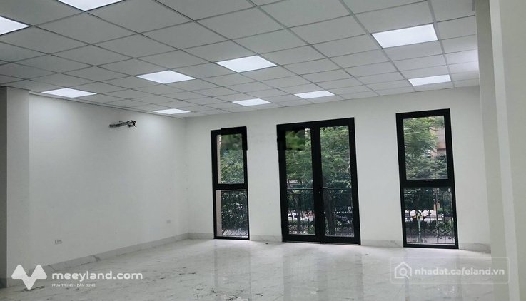 Cho thuê văn phòng: Cho thuê văn phòng mặt phố Nguyễn Thanh Bình - Tố Hữu, 70m2.