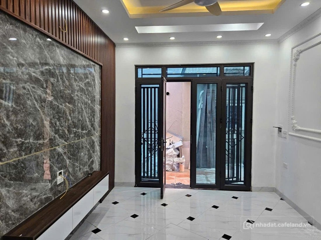 Cho thuê nhà riêng: Cho Thuê Nhà Tại 80 La Nội - Dương Nội - Hà Đông 30M² 5 Tầng