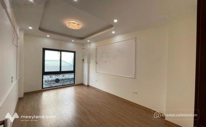 Cho thuê nhà riêng: Cho thuê nhà ở Lai Xá 50m2, 5 tầng, thang máy, oto dỗ