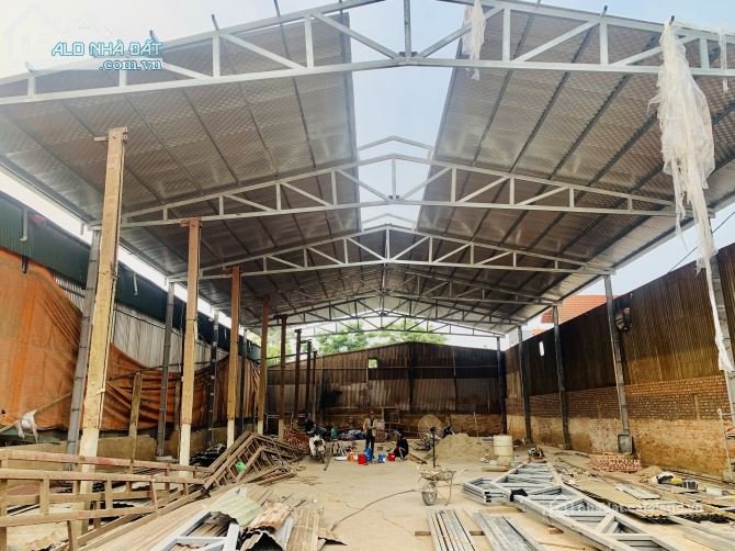 Cho thuê đất: Cho thuê 1000m2 xây mới trong kcn Lai Xá