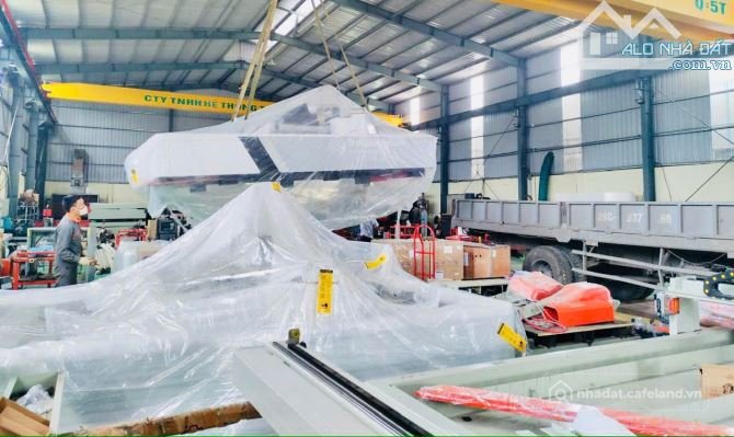 Cho thuê đất: Cho thuê 2000m2 nhà xưởng sẵn cẩu trục 5 tấn và 3 tấn tại Phú Mãn,