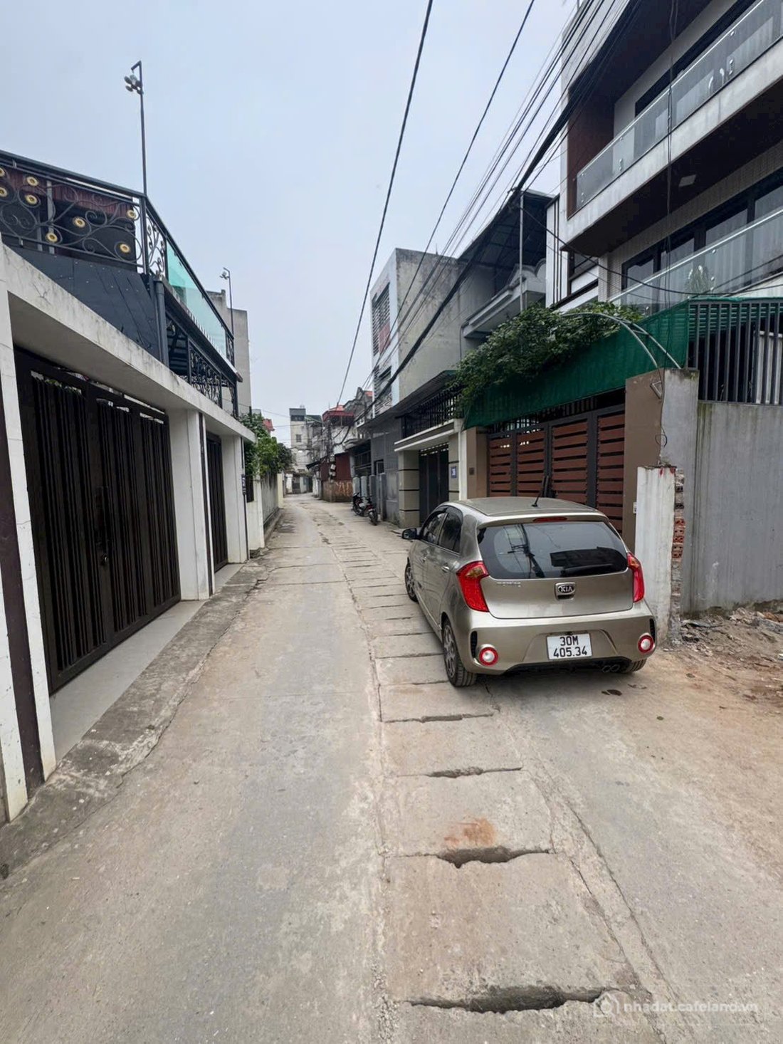 Bán căn hộ Mini, Dịch vụ: lô cực hiếm nhỉnh 1 tỷ có ngay sổ đỏ hà nội.