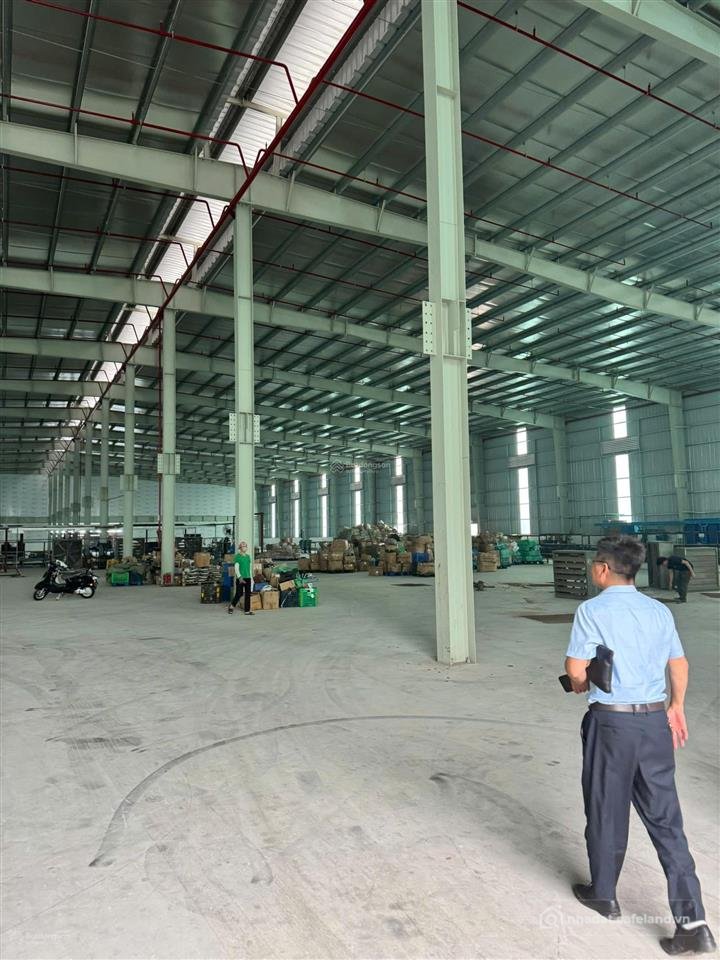 Bán kho, nhà xưởng: Bán kcn phú nghĩa 3000m² đất, xưởng 1500m², văn phòng 500m²,