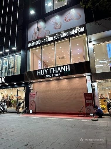Nhà phố: Cho thuê nhà mặt phố Ô Chợ Dừa, DT 63m2x4 tầng, MT 4m, Giá 40tr