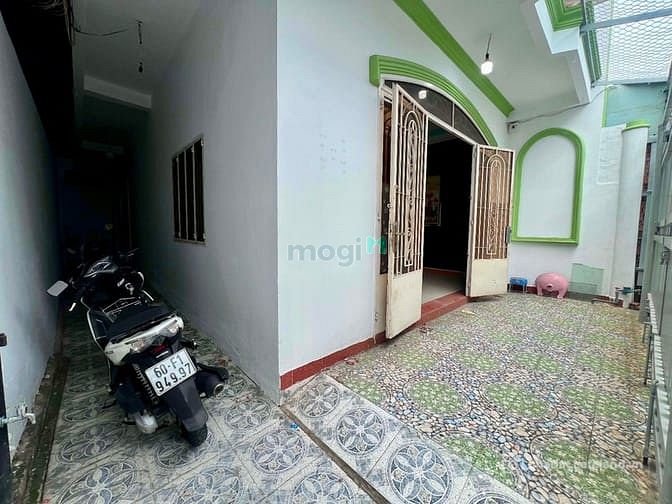 Nhà riêng: Cho THUÊ nhà 1T1L ngang 7m Hố Nai cũ gần nhà thờ Kim Bích chỉ 6tr