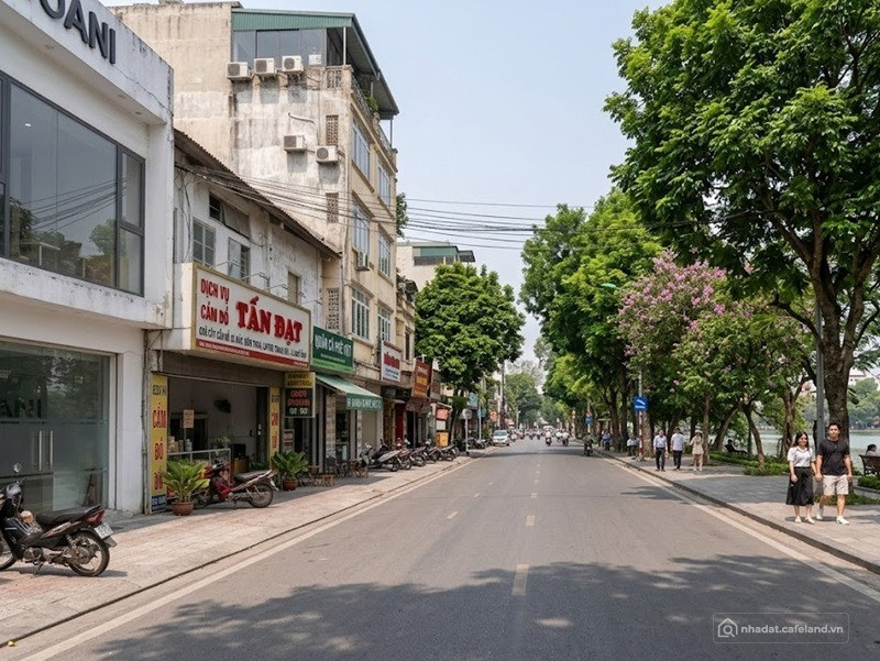 BÁN NHÀ HIỆN ĐANG KD, NGAY QUẢNG TRƯỜNG BIỂN, 84*2, MT5M, CÁCH MẶT BIỂN 120M