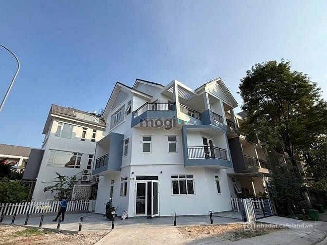 Biệt thự: Căn Góc Park Riverside 172m2 - NT Cơ Bản View Công Viên Thoáng Mát