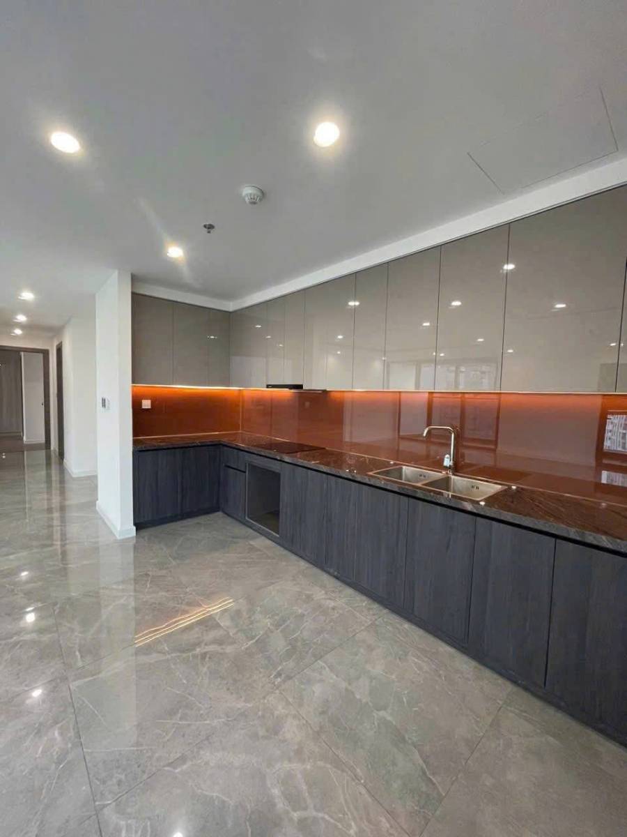 Siêu phẩm an cư V7.28.07 Tháp V7, ban công Đông bắc, trọn vẹn tiện ích hồ bơi tràn bờ 400m2!