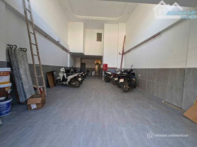 Bán căn hộ Mini, Dịch vụ: BÁN GẤP TOÀ CHDV KIM GIANG, DT 103M, 8 TẦNG, 10M RA Ô