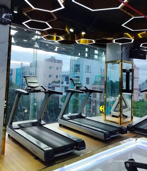 Cho thuê nhà riêng: Cho thuê toà nhà 6 tầng mặt tiền : Hải Phòng , Thanh Khê
