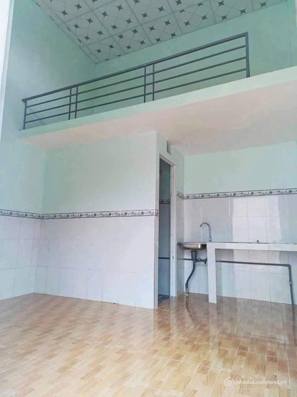 Bán căn hộ Mini, Dịch vụ: Bán Nhà trọ 300m2 có sẵn 300 m2 thổ cư giá 1.85 tỷ tại