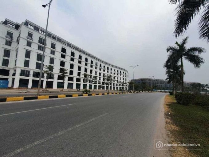 Cho thuê nhà hàng - Khách sạn: Nhà hàng - Khách sạn: Chính chủ cho thuê shop hou