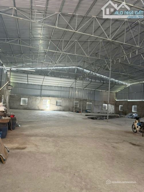 Cho thuê mặt bằng: Cho thuê đất: Cho thuê KHO XƯỞNG MỚI 160m,250,430,550m GIÁRẺ