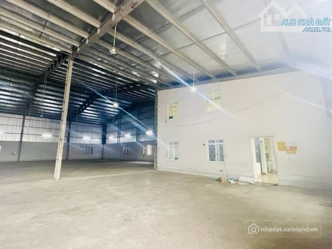 Cho thuê mặt bằng: Cho thuê đất: Cho thuê 1000m2 ngay thị trấn Xuân Mai, chỉ 35k